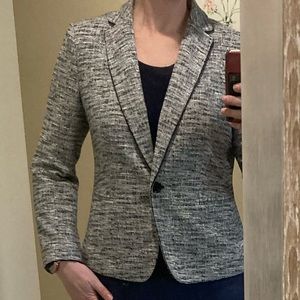 Black and cream Ann Taylor fitted blazer, M. EUC.